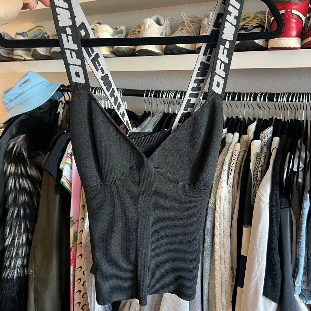 OFF-WHITR LOGO STRAP TOP🖤
